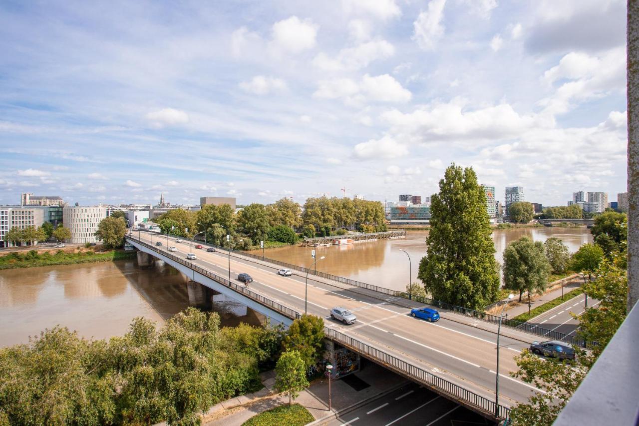 Escapade Sur L'Ile De Nantes Avec Vue Sur La Loire Appartement Buitenkant foto